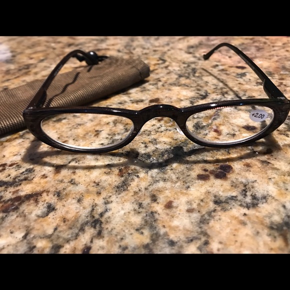 👓 NWT Variety of brands reading glasses - Picture 7 of 8